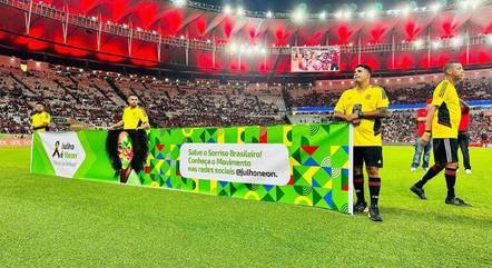 Leia mais sobre o artigo Flamengo participa de campanha e apoia Julho Neon; entenda o movimento